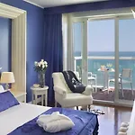 Hotel Tiffany's 4*