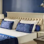 Tiffany's Hotel