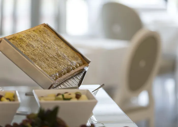 Tiffany's 4* ريتشيوني