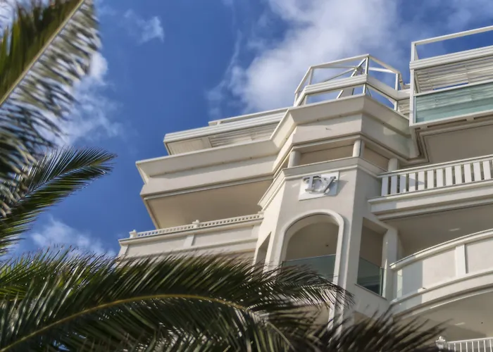 فندق Tiffany's 4*