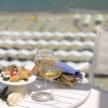 Szálloda Tiffany's 4*