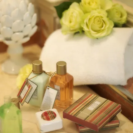 蒂法尼酒店 里乔内