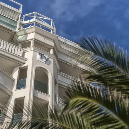 Szálloda Tiffany's Riccione