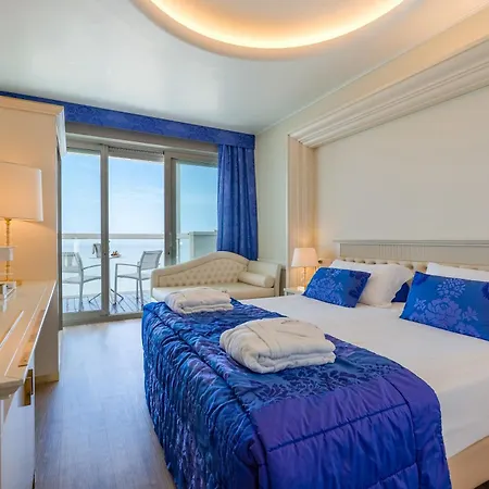 Tiffany's Hotel 4*