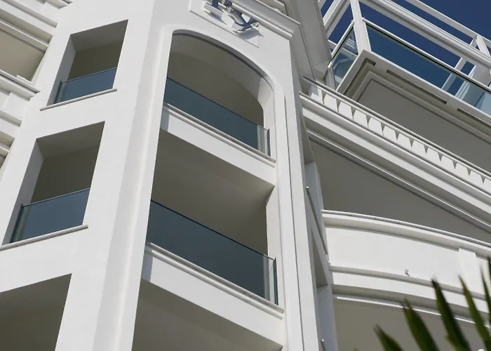 Tiffany's 4* Riccione